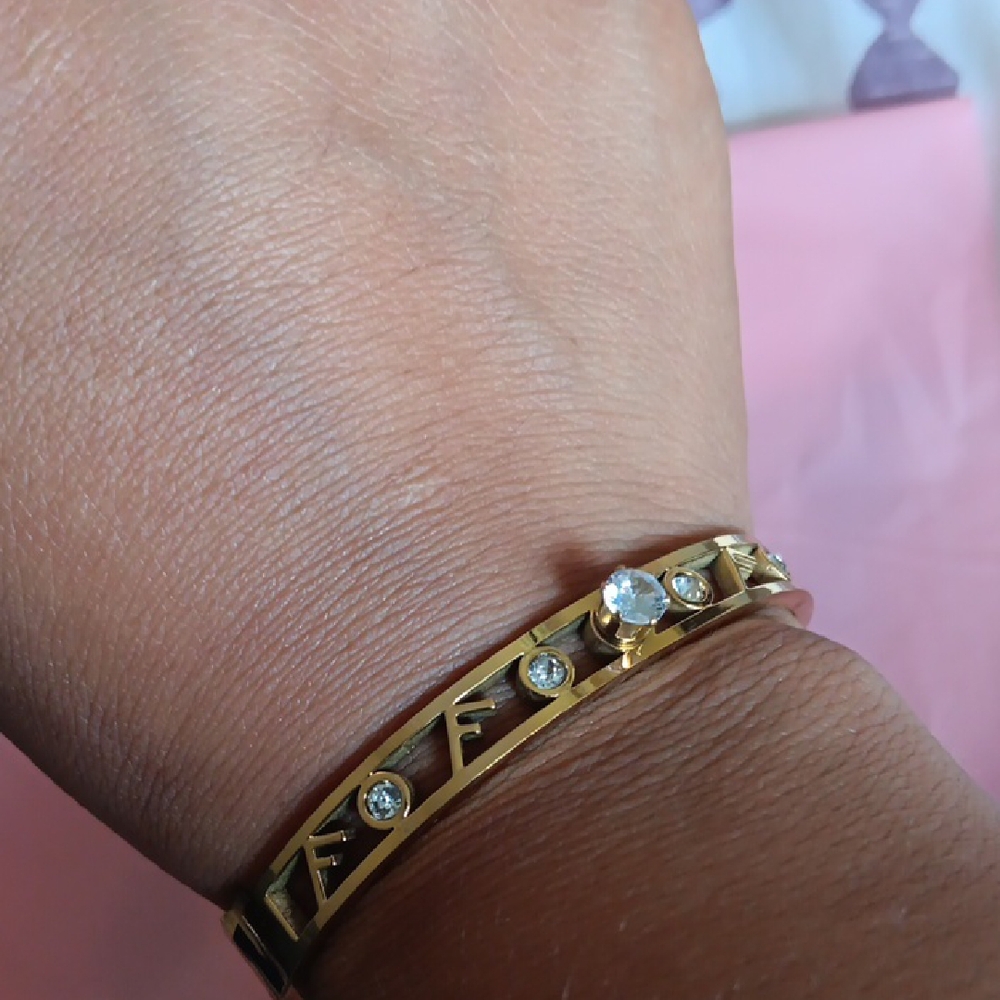 Elegant Gold Color Bracelet with Crystal Accents
